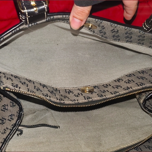 Vintage Dooney & Bourke Vintage 3 Piece Handbag Set. - Picture 13 of 16